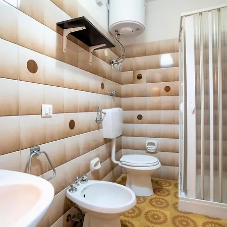 Testa Di Monaco - Basic فندق Capo dʼOrlando